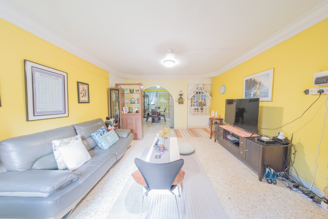 (Category: ) located in . Submitted by realtormun_ (Listing ID 1374231508, Image 1). Description: .