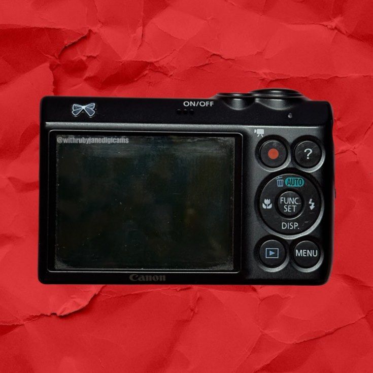 Canon Powershot A810 HD (Category: Cameras) located in Pulilan. Submitted by withrubyjane (Listing ID 1374298517, Image 2). Description: CANON POWERSHOT A810 🧸 𐙚 PRICE: 4100 PHP 𐙚 DETAILS: - 16 MP - various scene and program mode | 5x zoom - flash, video, zoom working - body condition: 7/10 signs of usage 𐙚 INCLUSIONS: - camera, SD card, hand strap, pouch (recommended to use aa rechargeable battery) 𐙚 ISSUE: - lens dust when zoomed (check sa