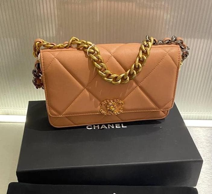 Sling Bag Chanel C19 Price Chanel 19 Wallet On Chain