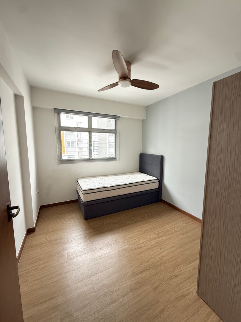 (Category: ) located in . Submitted by andra.co (Listing ID 1374162560, Image 1). Description: .