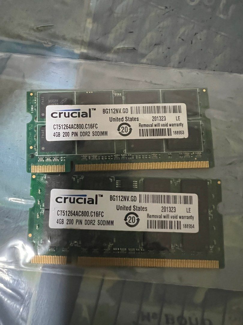 Crucial 8GB (2x4) DDR2 SODIMM (Category: Other Accessories) located in Singapore. Submitted by rn1005 (Listing ID 1374261309, Image 1). Description: .