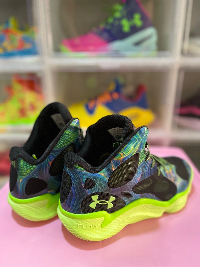 Curry Spawn Flotro “Extraterrestrial” (Category: Sneakers) located in Manila. Submitted by jedmac (Listing ID 1374262436, Image 3). Description: Complete with Box Buyer will handle the Shipment Cost RFS: need cash.