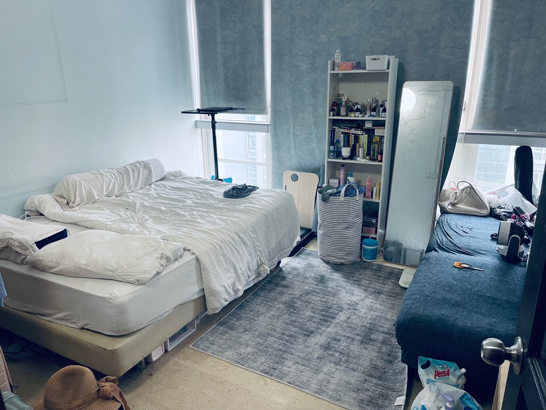 (Category: ) located in . Submitted by silveringing (Listing ID 1374264569, Image 1). Description: .