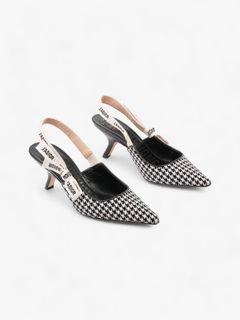 (Category: ) located in . Submitted by wishlist_001 (Listing ID 1374235696, Image 1). Description: .