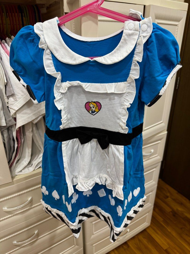 Disney Alice In the Wonderland Dress (Category: Babies & Kids Fashion) located in Singapore. Submitted by chuaade (Listing ID 1374240560, Image 1). Description: Wear once only.