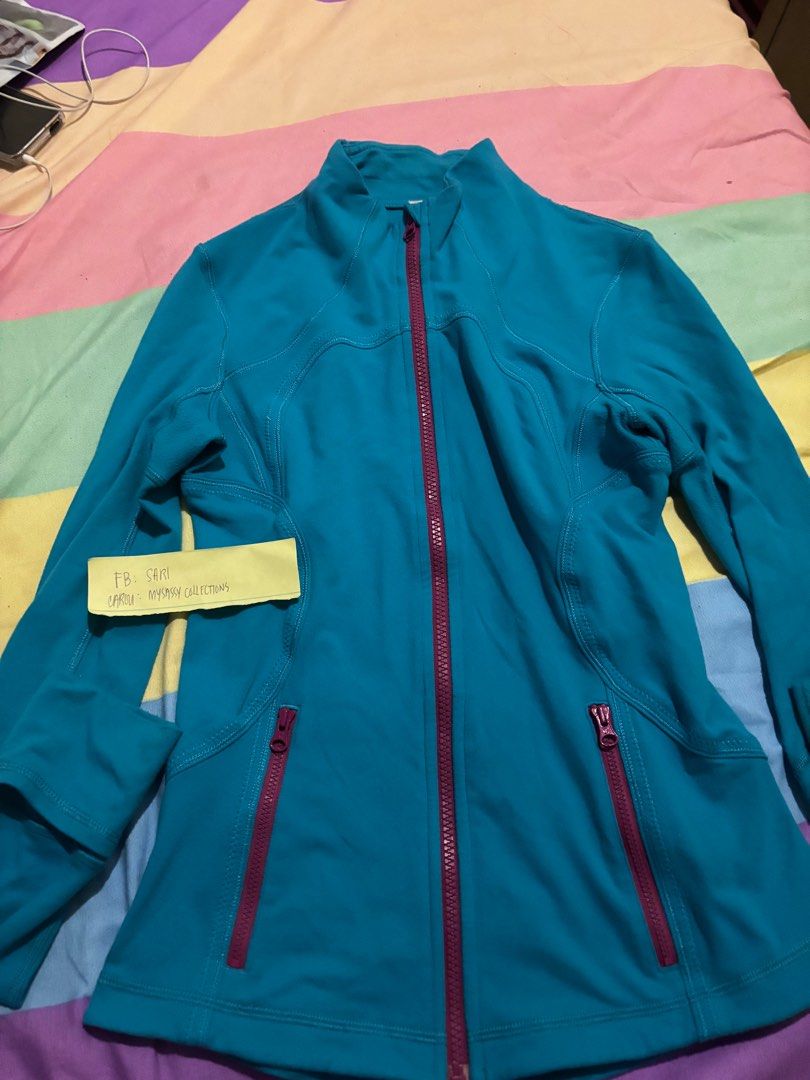 Dot 4 Lululemon Forme Jacket Blue full zip (Category: Coats, Jackets and Outerwear) located in Quezon City. Submitted by raspberryblushe (Listing ID 1374171482, Image 3). Description: Authentic Dot 4 lululemon May slight himulmol sa ibang area Barely noticeable rare colorway 850 Qc Gcash+ sf.