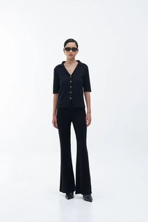 (Kategori: ) berada di . Dikirim oleh herapparel.id (ID iklan 1374165224, Gambar 1). Deskripsi: .