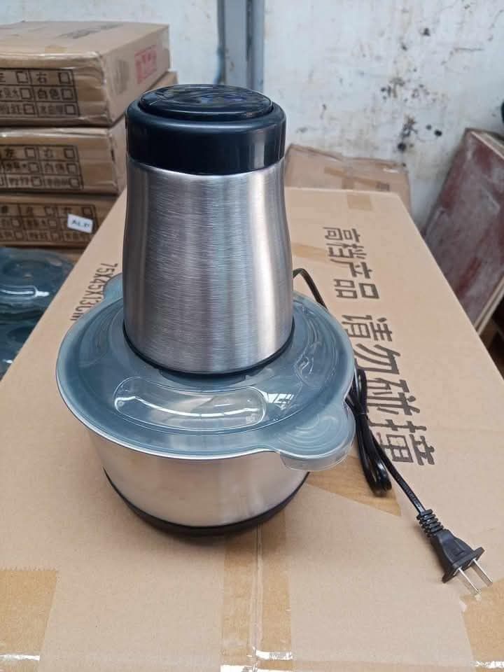 Food Processor Stainless (Category: Juicers, Blenders & Grinders) located in Manila. Submitted by redonlineshop (Listing ID 1374200417, Image 3). Description: Stainless Food Processor ₱400 ON HAND BRAND NEW Mode of Payment: Gcash,COD Same day delivery + Delivery Fee.