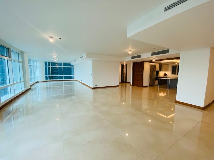 (Category: ) located in . Submitted by hvp.realtyinc (Listing ID 1374145254, Image 1). Description: .