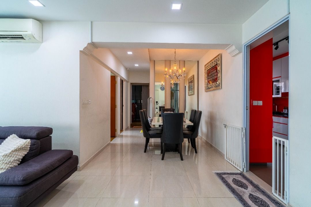 For Sale: 5 Room BTO in 218D Boon Lay Ave62863073872003112