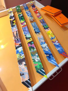 Hermès 自由之城 女士 絲巾64200167207427110