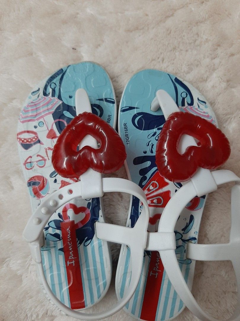 Ipanema s10 (Category: Babies & Kids Fashion) located in Cabanatuan. Submitted by decluttercab (Listing ID 1374319042, Image 1). Description: .