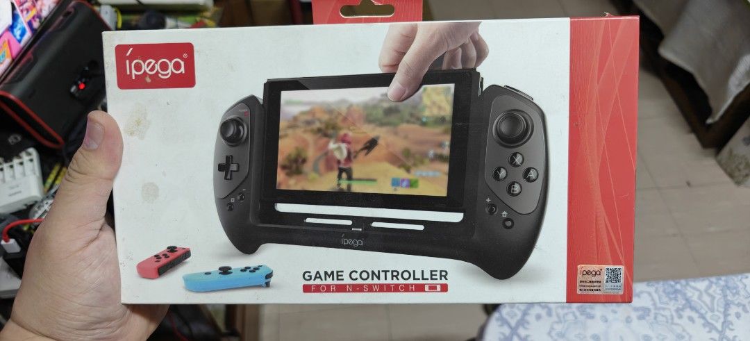 Ipega Ninendo Switch Dock Controller (Category: Controllers) located in Manila. Submitted by toncue (Listing ID 1374189431, Image 1). Description: Ideal for people with big hands No battery needed All buttons very responsive.