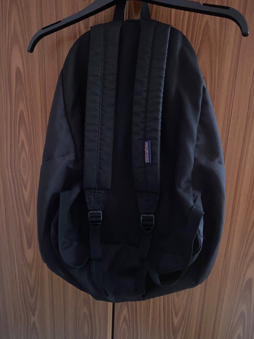 Jansport Backpack (Category: Backpacks) located in Calamba. Submitted by gdeclutters_ (Listing ID 1374161396, Image 2). Description: RFS: i have too many backpacks.