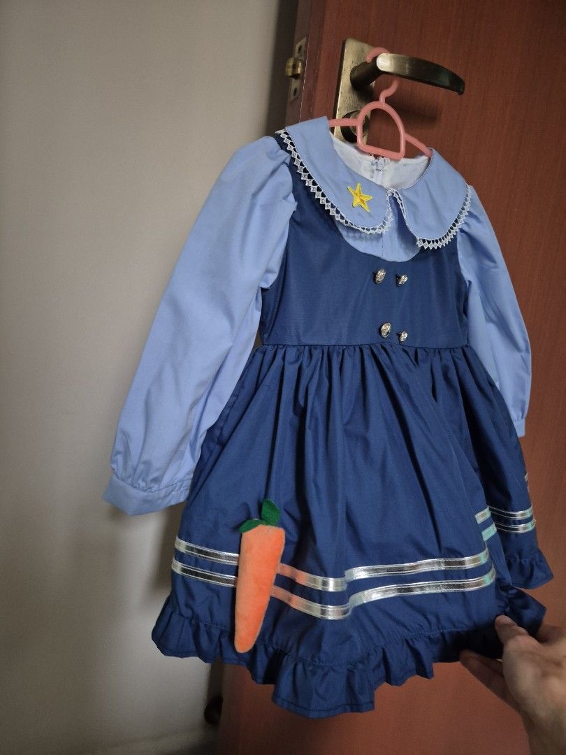 Kids dress children dress (Category: Babies & Kids Fashion) located in Singapore. Submitted by lavern (Listing ID 1374140587, Image 2). Description: .