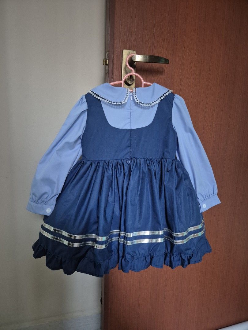 Kids dress children dress (Category: Babies & Kids Fashion) located in Singapore. Submitted by lavern (Listing ID 1374140587, Image 3). Description: .