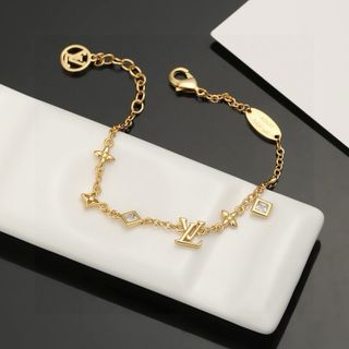 Louis Vuitton 字母手鍊64211550497922110