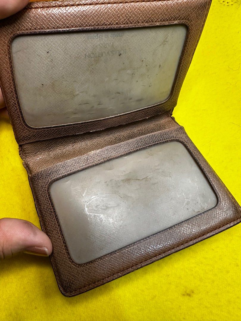 LV card case (Category: Luxury Bags & Wallets) located in Antipolo. Submitted by ambercs (Listing ID 1374183110, Image 3). Description: auth lv card case used with signs of usage need restoration nut minimal lang exterior canvass is in good condition interior part need to restore lang ( minimal) .