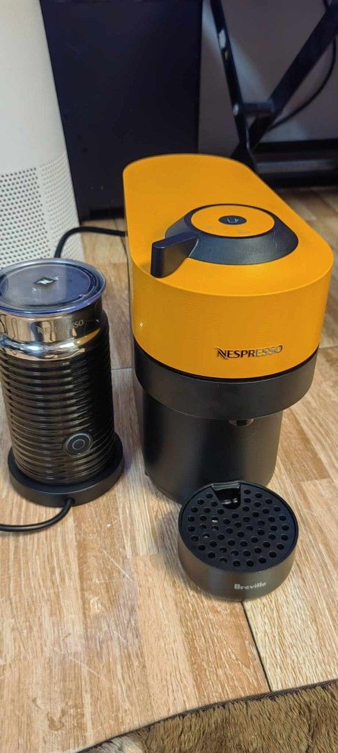 Nespresso Vertuo Pop with Aeroccino 3 (Category: Coffee Machines & Makers) located in Taytay. Submitted by mikz_1303 (Listing ID 1374260370, Image 2). Description: Nespresso Vertuo Pop with Aeroccino 3 Almost New Complete package 220v Pick up in Taytay.