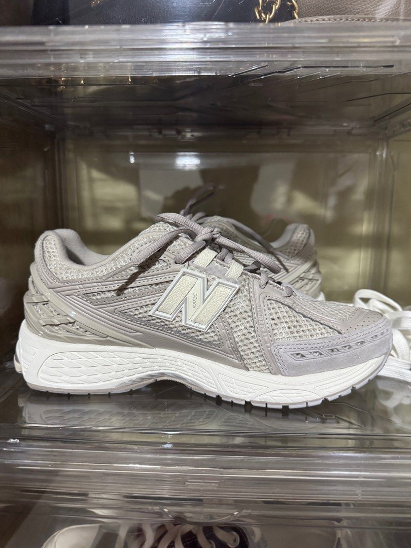 NEW BALANCE 1906 MOONROCK (Category: Sneakers) located in Malolos. Submitted by declutter_errcl (Listing ID 1374139203, Image 2). Description: NB Moonrock 1906 (25cm) Never used Japan Bought through Chaffersph (IG) .