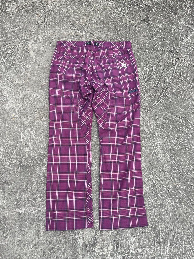 OAKLEY SKULL PANTS (Category: Jeans) located in Paranaque City. Submitted by commonfind.ph (Listing ID 1374279934, Image 2). Description: Oakley Skull Pants Authentic Size 32 waist 37 length No issue Excellent 800 +sf .