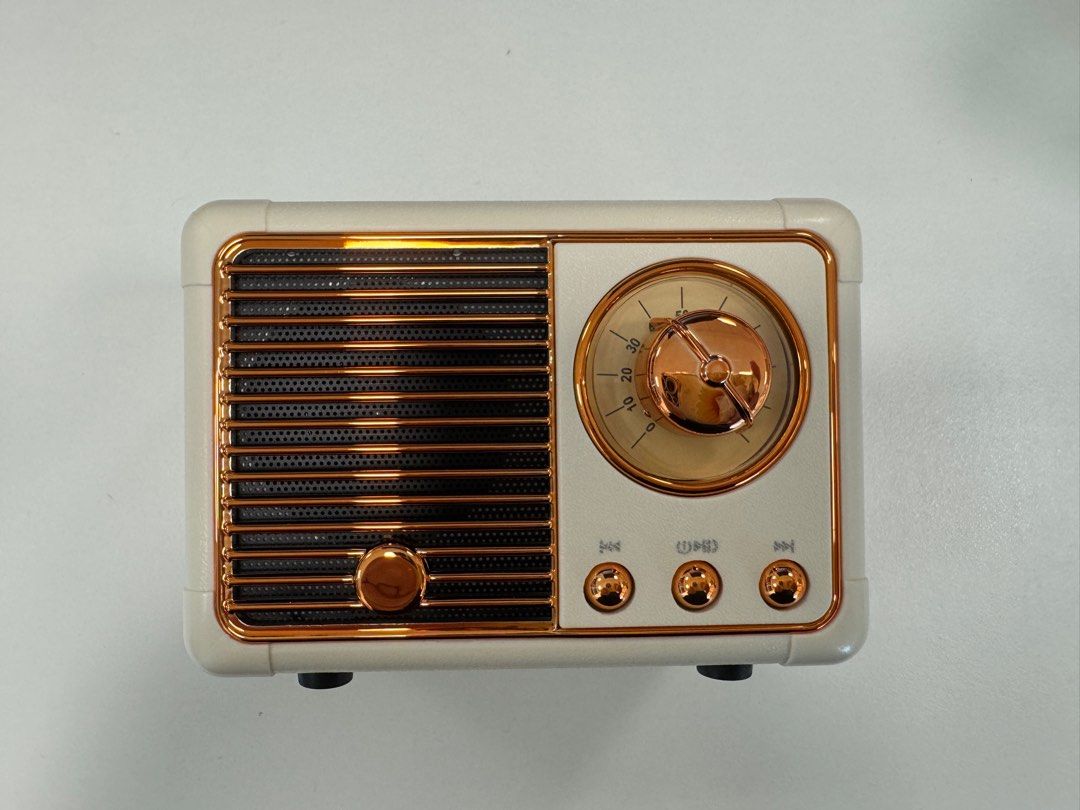 Retro Portable Wireless Speaker