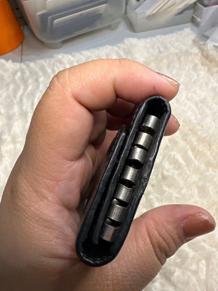 prada keycase (Category: Luxury Bags & Wallets) located in Antipolo. Submitted by ambercs (Listing ID 1374185881, Image 3). Description: sale!! auth prada keycase no major issues black color missing 3 holders ( can be restored).