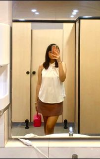 (Category: ) located in . Submitted by hellobarbieeee (Listing ID 1374303166, Image 1). Description: .