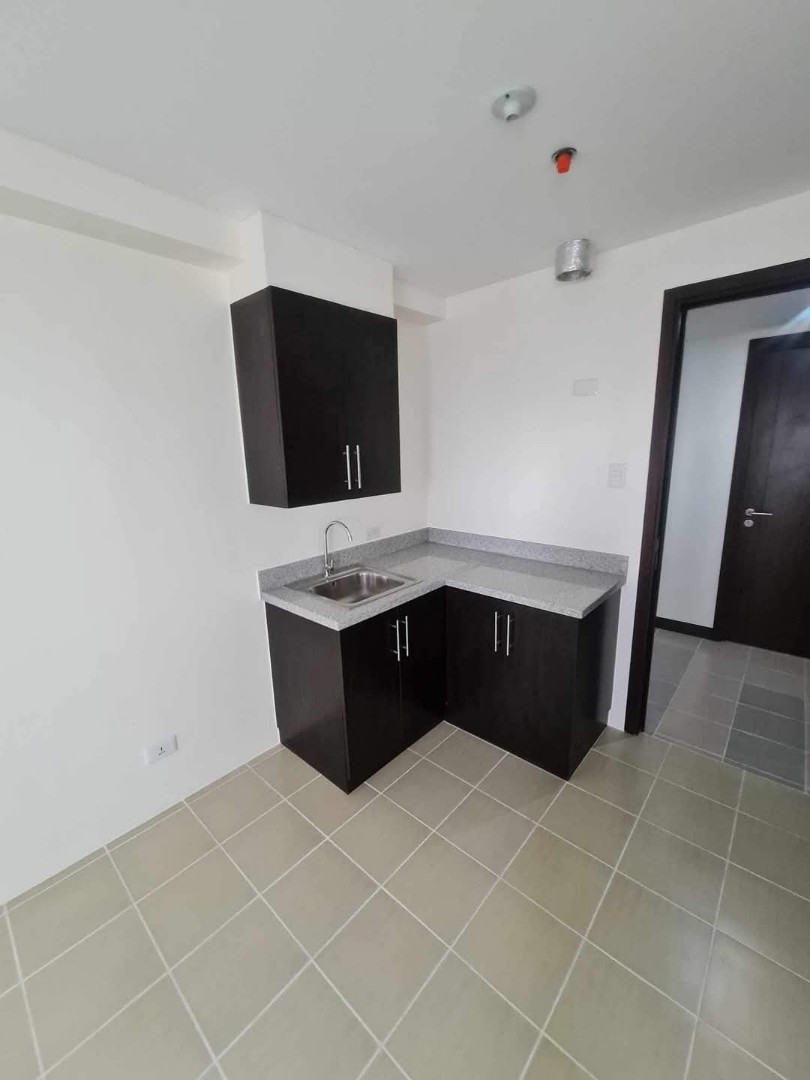(Category: ) located in . Submitted by AFFORDABLE_CONDO_RENTTOOWN (Listing ID 1374307143, Image 1). Description: .