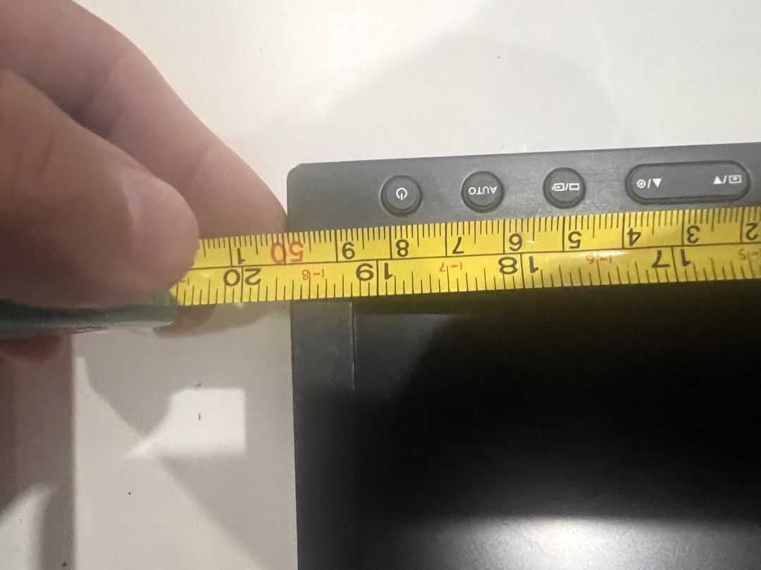 Samsung Monitor63074787333122111