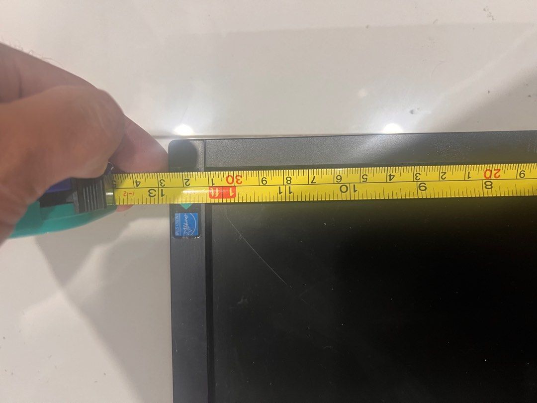 Samsung Monitor63074787333122112