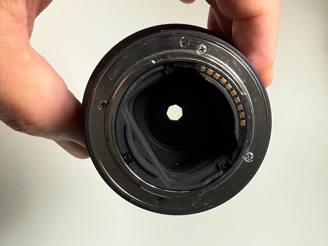 Sony 50mm f1.8 FE lens (full frame)62863070269954113