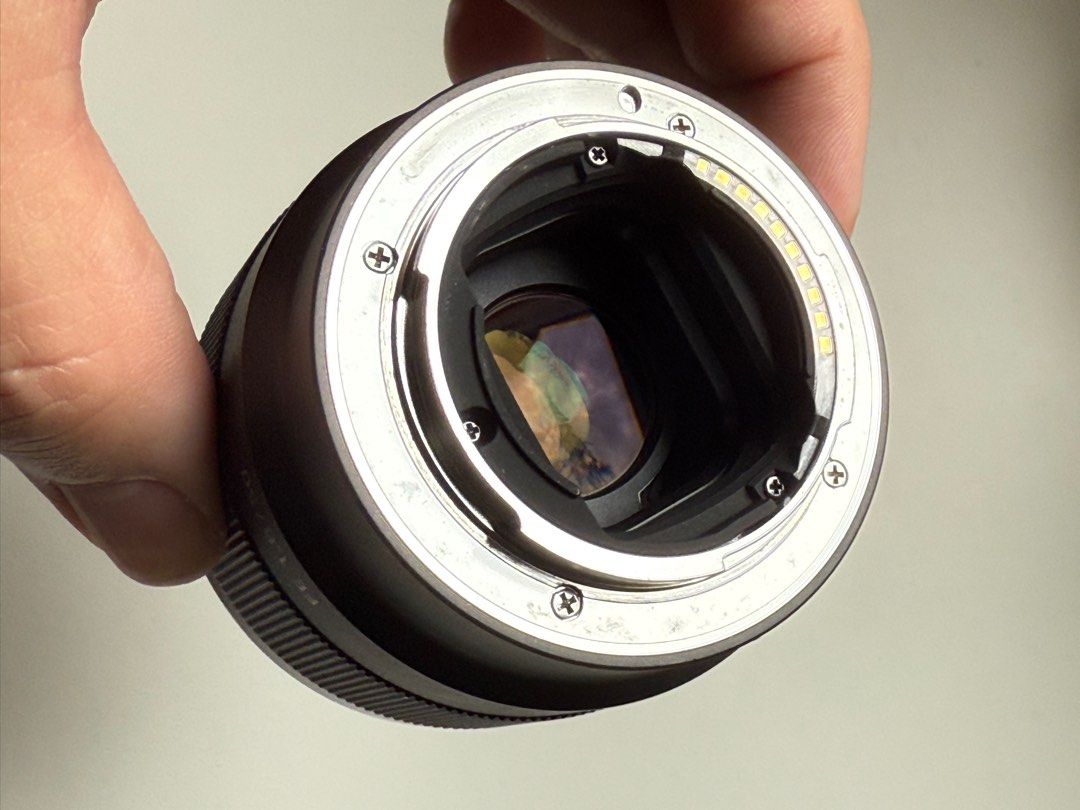 Sony 50mm f1.8 FE lens (full frame)62863070269954112