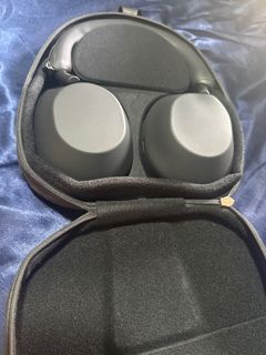 (Category: ) located in . Submitted by _shoptillyoudrop (Listing ID 1374216876, Image 1). Description: .
