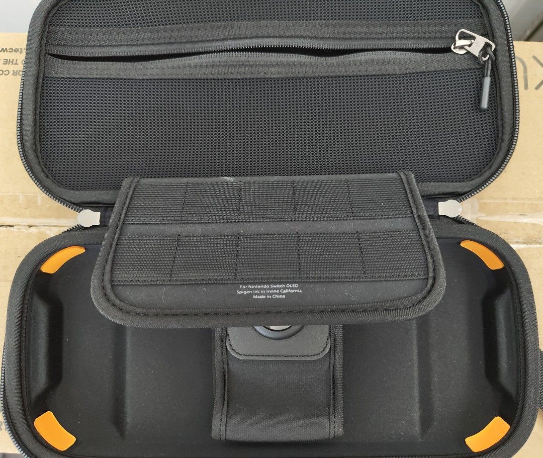 Spigen Pouch for Nintendo Switch 162863085518723111
