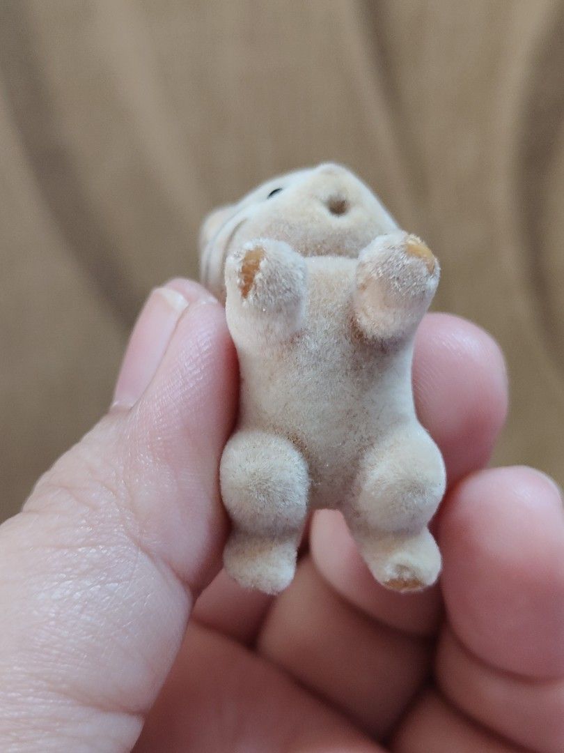 Sylvanian Families Baby Cat (Category: Figurines & Statues) located in Santa Rosa. Submitted by mmps249.1 (Listing ID 1374140432, Image 3). Description: please check pictures for flaws Crossposted Mine now, pay now shipping courier: JRS only Gcash payment upon order No reservations.
