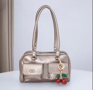 (Kategori: ) berada di . Dikirim oleh florcloth (ID iklan 1374314030, Gambar 1). Deskripsi: .