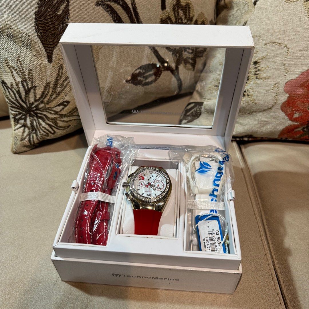TechnoMarine Cruise Valentine Chronograph Crystal MOP Dial (Category: Luxury Watches) located in Las Pinas. Submitted by ginalinettilover1 (Listing ID 1374252111, Image 1). Description: RFS: nakastore na lang hindi na nagagamit issues: may onting kulang na crystals and needs battery replacement, other than that, no other major flaws. still comes with replacement straps/rubber straps, complete set with box.