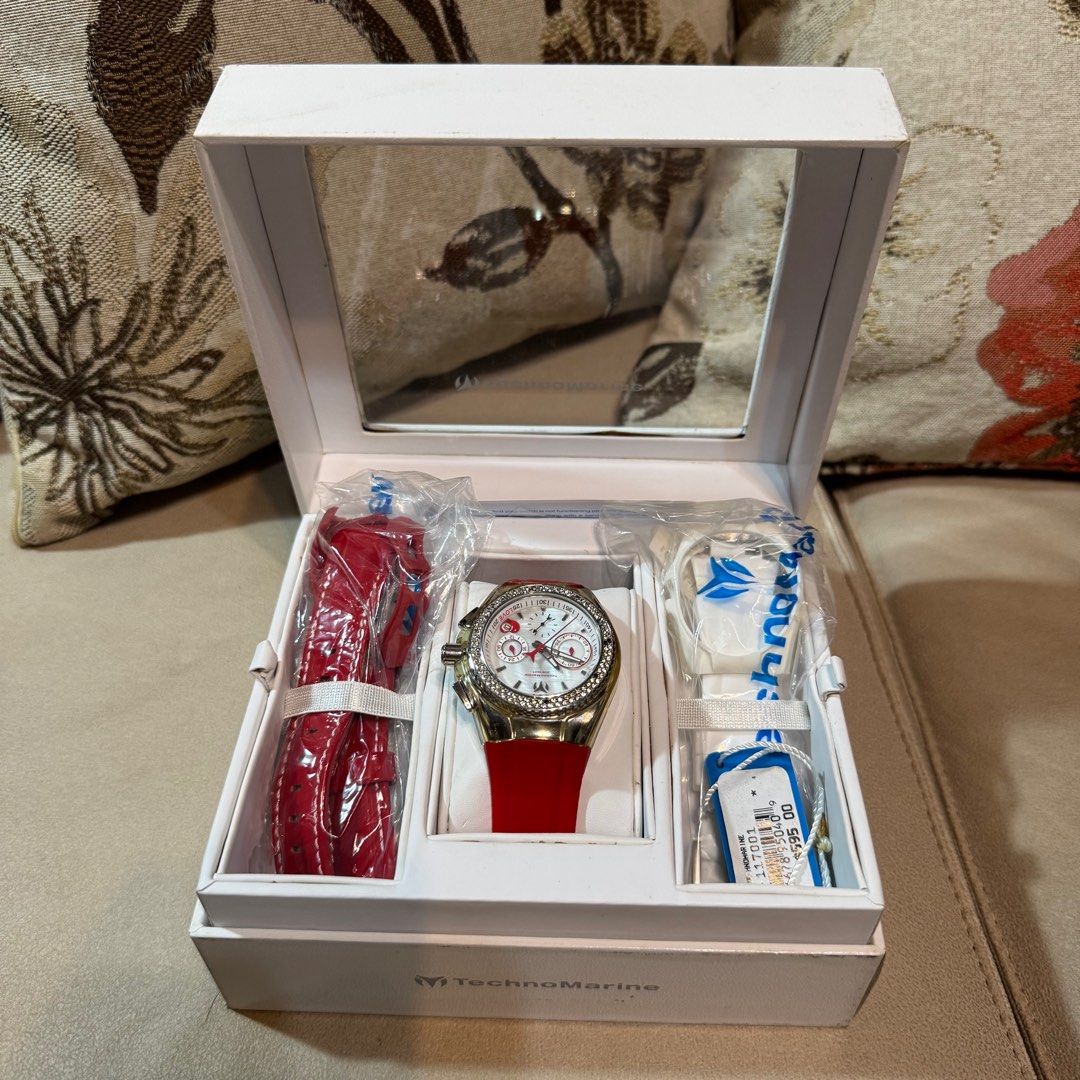TechnoMarine Cruise Valentine Chronograph Crystal MOP Dial (Category: Luxury Watches) located in Las Pinas. Submitted by ginalinettilover1 (Listing ID 1374252111, Image 2). Description: RFS: nakastore na lang hindi na nagagamit issues: may onting kulang na crystals and needs battery replacement, other than that, no other major flaws. still comes with replacement straps/rubber straps, complete set with box.