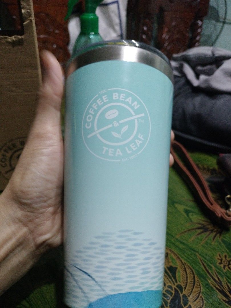 The coffee bean and tea leaf mug (Category: Coffee & Tea Tableware) located in Cavite. Submitted by indigence (Listing ID 1374139690, Image 2). Description: brand new price is negotiable with straw gift from someone rfs too many tumblers and mugs available if not tagged as sold.