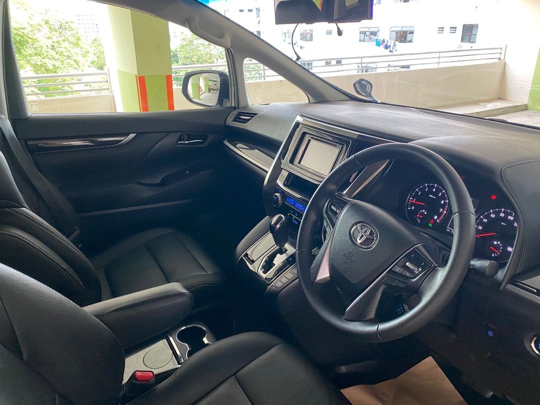 Toyota Alphard 2.5 Elegance (A)62872684495875114