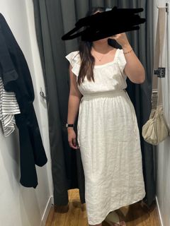 (Category: ) located in . Submitted by peeveepreloved (Listing ID 1374292886, Image 1). Description: .
