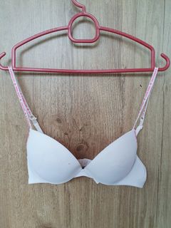 (Category: ) located in . Submitted by shopwithting (Listing ID 1374152144, Image 1). Description: .