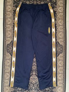 (Kategori: ) berada di . Dikirim oleh thriftingmate (ID iklan 1374198653, Gambar 1). Deskripsi: .