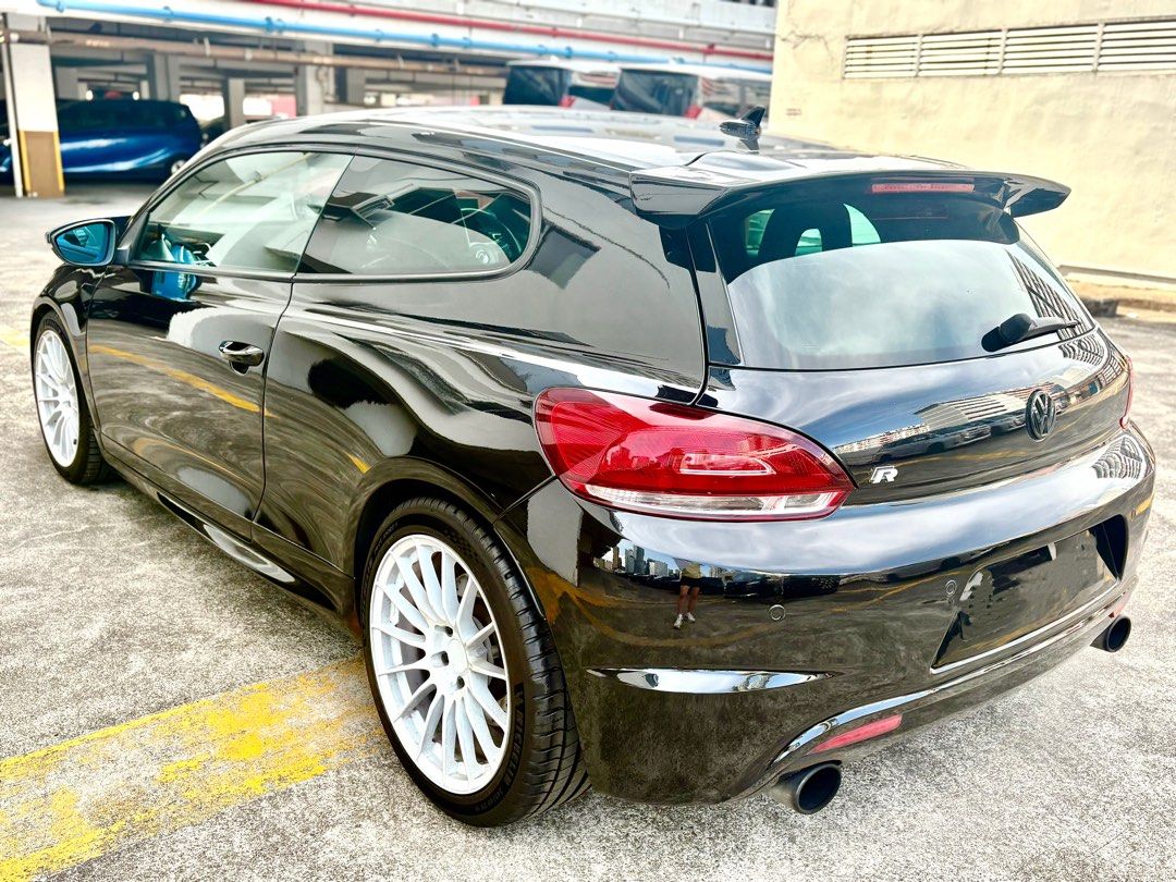 Volkswagen Scirocco  R 2.0A Sunroof Auto62885346802306113