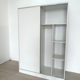(Category: ) located in . Submitted by planbee (Listing ID 1374194606, Image 1). Description: .