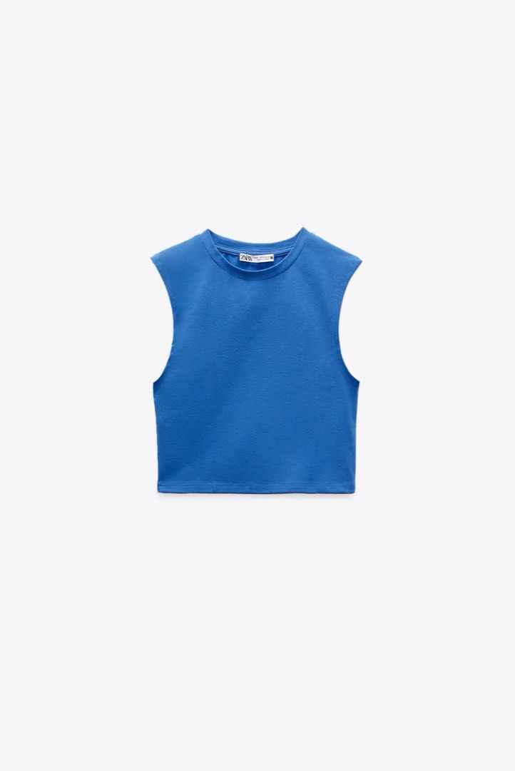 Zara Cropped Fit T-Shirt (Category: Sleeveless) located in Manila. Submitted by balmanne (Listing ID 1374236005, Image 1). Description: XS no flaws good as new .