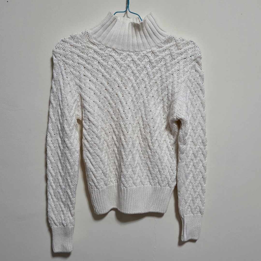Zara Knit White Turtle Neck Cable Sweater (Preloved), Fesyen