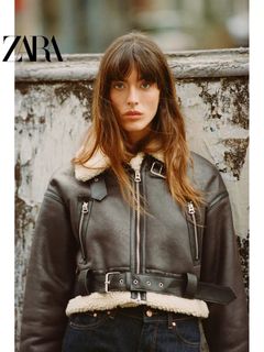 (Category: ) located in . Submitted by cloudwardrobe (Listing ID 1374240682, Image 1). Description: .