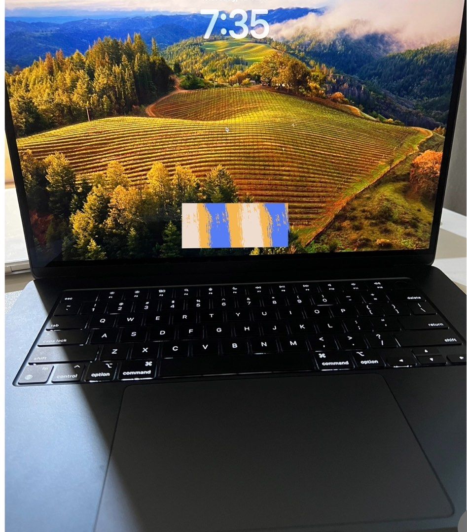15-inch MacBook Air with M3 chip - Midnight MBA 15.3 MDN/10C GPU/8GB/256GB-ITP 100% battery health (Category: Laptops & Notebooks) located in Singapore. Submitted by edshigmail (Listing ID 1374325011, Image 1). Description: Bought last 2024 June with the price of 1899. Rfs: Wanted to change to new smaller mac.